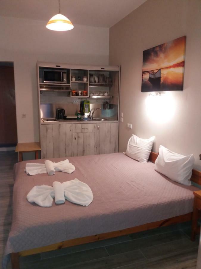 Αlexandros Apartment Votsi  Екстер'єр фото