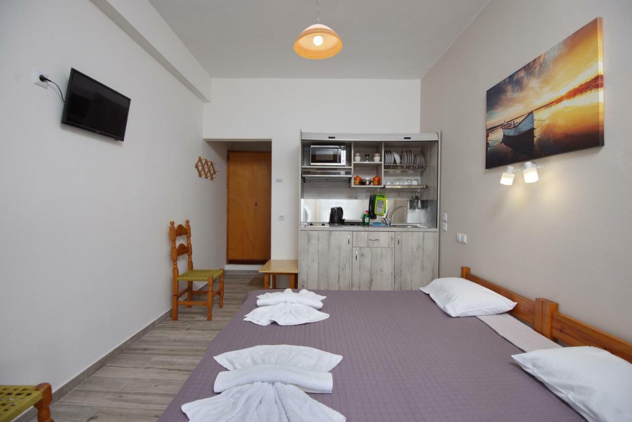 Αlexandros Apartment Votsi  Екстер'єр фото